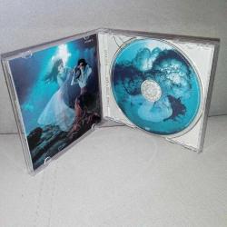 Cd Emma Shapplin etterna. Orijinal. Avrupa Baskı. Disk 10 üzerinden 9 koleksiyonluk. Sorunsuz çalışıyor.