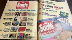 MİLLİYET OSCAR MAGAZİN TV DERGİSİ - SAYI: 74 - 5/11 MART 1994 - EN BÜYÜK TARAFSIZ TELEVİZYON MAGAZİN SİNEMA DERGİSİ-48 SAYFA EKSTRA PROGRAM DERGİSİ İÇİNDE-TEMEL İLE FADİME EVLENDİ-FULYA'YA TEKLIF-ÖZLEM'IN DÖVMESI-İŞTE PAPARAZZI MELEKLERİ-ÖZLEM SAVAŞ-SİBEL TURNAGÖL-İDİL ÇELİKER-DİDEM UZER-İLKAY TUNA-AYDAN BURHAN-ERKAN CAN-EMİR TURAM-KANLI PROGRAMLARDAN ÇOCUKLARI KORUYUN-YASEMIN ÖZDEMIR-SANAT TUTKUNU-KORHAN ABAY-İLHAN İREM-KIBRISA YERLEŞİYOR-DOSTLAR BULUŞTU-HÜLYA KOÇYİĞİT-İZZET GÜNAY-ŞABAN'IN GÖZDELERİ-KEMAL SUNAL-ŞEBNEM ŞEBEK-ÖZGE ÖZBERK-ŞİDDET YILI-SHARON STONE-BEETHOVEN BABA OLDU-JULIA MUTSUZ-JULIA ROBERTS-JOAN SEVERENCE-JOAN JET GİBİ-EN ÇAPKIN ERKEK-AFRİKA MACERASI-VICTOR CAMARA-STAR'DA SÜPRİZ DİZİ-GÖKHAN GELİYOR-GÖKHAN KIRDAR-TURNE HEYECANI-MUHTEŞEM KADİR-KADİR TAPUCU - 80 SAYFA