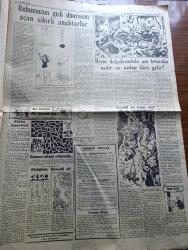 Cumhuriyet Pazar Gazetesi - 30 Ağustos 1953 - kusura bakmayın felsefe yapıyoruz yazan Doğan Nadi - Ali Ulvi renkli karikatür - Abdülhamit devrinde inşası teklif edilen asma köprünün projesi fotoğraf - Asma Köprü Yetmiş Yıldır Düşünülüyor yazan Fuat Duyar - bugün müthiş bir bomba yaratan kobaltta eskiden cin var sanırlardı - haftanın şakaları yazan Burhan Felek - bir İtalyan hikayesi gizli hatıralar Yazan Bruno Cerdonio - Broadway eğlence aleminden yazanlar Fethi Pirinççioğlu ve Peter White - meşhur Yıldız Zsa Zsa Gabor Türkiye'nin hasretiyle yanıyor fotoğraf - Patricia Neal evlendi fotoğraf - dünya güzeli filminde güzellerden hangisi yıldız olarak parlayacak - 1954 dünya güzellik kraliçesi seçilen Fransız güzeli Christian Martel fotoğraf -kadınlar için zararlı ve faydalı sporlar  - Ev Kadın Moda - boş vaktinizi hoş geçirmek için - beyin dalgalarındaki ani fırtınalar nedir neden ileri gelir - tarihten fıkralar - Tac Mahal türbesi ve Şan Cihan'ın hikayesi - televizyon artisti papağanlar