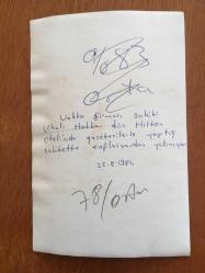 VAKKO'NUN KURUCUSU VİTALİ HAKKO'NUN ORİJİNAL AJANS-BASIN FOTOĞRAFI - 18 x 12 cm EBADINDA - VİTALİ HAKKO, HİLTON OTELİ'NDE GAZETECİLERLE YAPTIĞI SOHBETTE ENFLASYONDAN YAKINDI. VİTALİ HAKKO SONRASINDA PURO İÇERKEN ÇEKİLMİŞ BİR KARE, 22 AĞUSTOS 1984