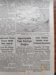 Tan Gazetesi - 25 Ağustos 1940 - Amerika ile İngiltere arasındaki anlaşma Yazan Zekeriya Sertel Başmakale - Arnavutluk Yunanistan hududu ile italyanların bazı iddialarda bulunduğu Yanya şehri civarını gösteren harita - İngiltere Yunanistan'ın yardımına koşacak - İngilizler son günlerde tayyare imalatına büyük hız vermişler fotoğraf - başvekilimiz Doktor Refik Saydam dün sabah karabük'ten Ankara'ya döndü - yakalanan Yahudiler - İngiltere'nin Türkiye Ticaret Birliği reisi Lord Glentommer İzmir'de - fakir köylüye taksitle arazi verilmesi kararlaştı - İstiklal uğrunda yazan İsmail Hakkı Başak yazı dizisi - İstanbul kürek Şampiyonası bugün yapılıyor -  Samsun Basra yolu açılıyor - makyajlı kadın yazan Refik Halid - hikaye Battal Ağanın Rüyası - Kodak Film - Bugün öğleden sonra Hamiyet Yüceses Büyükdere Beyazparkta - Yatılı Boğaziçi liseleri - Hamiyet Yüceses her akşam harbiye'de belvü bahçesinde - bağırsak solucanlarına karşı Santa - ekmeğin tartı ile satılması muhtemel -  radyo programı