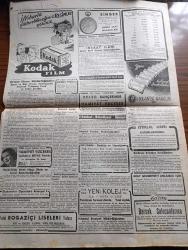Tan Gazetesi - 25 Ağustos 1940 - Amerika ile İngiltere arasındaki anlaşma Yazan Zekeriya Sertel Başmakale - Arnavutluk Yunanistan hududu ile italyanların bazı iddialarda bulunduğu Yanya şehri civarını gösteren harita - İngiltere Yunanistan'ın yardımına koşacak - İngilizler son günlerde tayyare imalatına büyük hız vermişler fotoğraf - başvekilimiz Doktor Refik Saydam dün sabah karabük'ten Ankara'ya döndü - yakalanan Yahudiler - İngiltere'nin Türkiye Ticaret Birliği reisi Lord Glentommer İzmir'de - fakir köylüye taksitle arazi verilmesi kararlaştı - İstiklal uğrunda yazan İsmail Hakkı Başak yazı dizisi - İstanbul kürek Şampiyonası bugün yapılıyor -  Samsun Basra yolu açılıyor - makyajlı kadın yazan Refik Halid - hikaye Battal Ağanın Rüyası - Kodak Film - Bugün öğleden sonra Hamiyet Yüceses Büyükdere Beyazparkta - Yatılı Boğaziçi liseleri - Hamiyet Yüceses her akşam harbiye'de belvü bahçesinde - bağırsak solucanlarına karşı Santa - ekmeğin tartı ile satılması muhtemel -  radyo programı