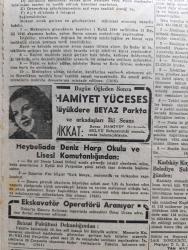 Tan Gazetesi - 25 Ağustos 1940 - Amerika ile İngiltere arasındaki anlaşma Yazan Zekeriya Sertel Başmakale - Arnavutluk Yunanistan hududu ile italyanların bazı iddialarda bulunduğu Yanya şehri civarını gösteren harita - İngiltere Yunanistan'ın yardımına koşacak - İngilizler son günlerde tayyare imalatına büyük hız vermişler fotoğraf - başvekilimiz Doktor Refik Saydam dün sabah karabük'ten Ankara'ya döndü - yakalanan Yahudiler - İngiltere'nin Türkiye Ticaret Birliği reisi Lord Glentommer İzmir'de - fakir köylüye taksitle arazi verilmesi kararlaştı - İstiklal uğrunda yazan İsmail Hakkı Başak yazı dizisi - İstanbul kürek Şampiyonası bugün yapılıyor -  Samsun Basra yolu açılıyor - makyajlı kadın yazan Refik Halid - hikaye Battal Ağanın Rüyası - Kodak Film - Bugün öğleden sonra Hamiyet Yüceses Büyükdere Beyazparkta - Yatılı Boğaziçi liseleri - Hamiyet Yüceses her akşam harbiye'de belvü bahçesinde - bağırsak solucanlarına karşı Santa - ekmeğin tartı ile satılması muhtemel -  radyo programı