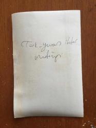 13 Nisan 1974-KIBRIS BARIŞ HAREKATI DÖNEMİNDEN ORİJİNAL AJANS-BASIN  FOTOĞRAF  - 18 x 12 cm EBADINDA - İSTANBUL ÜNİVERSİTESİ BEYAZIT KAMPÜSÜ ÖNÜNDE YAPILAN ''YUNANİSTAN'A İHTAR MİTİNGİ''NDEN BİR KARE, 1974 (AÇIKLAMAYI OKUYUNUZ)