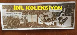 13 Nisan 1974-KIBRIS BARIŞ HAREKATI DÖNEMİNDEN ORİJİNAL AJANS-BASIN  2'Lİ FOTOĞRAF SETİ  - 24 x 9 cm EBADINDA - İSTANBUL ÜNİVERSİTESİ BEYAZIT KAMPÜSÜ ÖNÜNDE YAPILAN ''YUNANİSTAN'A İHTAR MİTİNGİ''NDEN BİR KARE, 1974