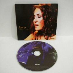 Cd Aynur Doğan Kece Kurdan. Dinlemeyi etkilemeyen çizikler var. Orijinal. Sorunsuz çalışıyor.