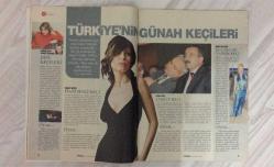 HAFTALIK HABER DERGİSİ – SAYI: 190 – 23–29 KASIM 2006 – 96 SAYFA – TÜRKİYE’NİN GÜNAH KEÇİLERİ: BU YIL HINCIMIZI ONLARDAN ALDIK – NURSELİ İDİZ’İN KIZI ANNEMİN ALKOL SORUNUNU ANLATIYOR – MECLİSTE VEDA EDEN VEKİLLER – KÂİNAT GÜZELİ PINTO TÜRKİYE’YE YERLEŞİYOR – TÜRK BASININDA KALEM KAVGALARI: EN EDEPLİDEN EN KÜFÜRLÜYE – “PARDON MU TEVELLÜT?”: YAŞ TARTIŞMALARI VE MEDYA ÇEKİŞMELERİ – DENİZ AKKAYA TÜRKİYE’NİN EN GÜZEL KADINLARINDAN BİRİ OLARAK YAŞAMINI ANLATIYOR – HAFTANIN FOTOĞRAFI – 7 GÜN 7 NOT – YÜKSEK İRTİFA – DÜNYA – ANKARA SARRAFI – KİTAP – SİNEMA – MÜZİK – DVD – TREND – SPOR – SUDOKU – OKAY GÖNENSİN – DENİZ ÜNALDI – SEDAT SERTOĞLU – EMEL LAKSE – BİLAL ÇETİN – BARIŞ TUT – KUTLUKHAN PERKER – NURSELİ İDİZ – PINTO – DENİZ AKKAYA