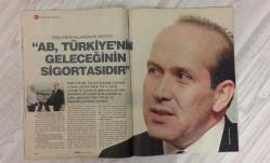 HAFTALIK HABER DERGİSİ – SAYI: 190 – 23–29 KASIM 2006 – 96 SAYFA – TÜRKİYE’NİN GÜNAH KEÇİLERİ: BU YIL HINCIMIZI ONLARDAN ALDIK – NURSELİ İDİZ’İN KIZI ANNEMİN ALKOL SORUNUNU ANLATIYOR – MECLİSTE VEDA EDEN VEKİLLER – KÂİNAT GÜZELİ PINTO TÜRKİYE’YE YERLEŞİYOR – TÜRK BASININDA KALEM KAVGALARI: EN EDEPLİDEN EN KÜFÜRLÜYE – “PARDON MU TEVELLÜT?”: YAŞ TARTIŞMALARI VE MEDYA ÇEKİŞMELERİ – DENİZ AKKAYA TÜRKİYE’NİN EN GÜZEL KADINLARINDAN BİRİ OLARAK YAŞAMINI ANLATIYOR – HAFTANIN FOTOĞRAFI – 7 GÜN 7 NOT – YÜKSEK İRTİFA – DÜNYA – ANKARA SARRAFI – KİTAP – SİNEMA – MÜZİK – DVD – TREND – SPOR – SUDOKU – OKAY GÖNENSİN – DENİZ ÜNALDI – SEDAT SERTOĞLU – EMEL LAKSE – BİLAL ÇETİN – BARIŞ TUT – KUTLUKHAN PERKER – NURSELİ İDİZ – PINTO – DENİZ AKKAYA