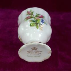 ROYAL ALBERT BONE CHINA ENGLAND 