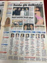TAN GAZETESİ DOĞUM GÜNÜ HEDİYESİ - 31 TEMMUZ 1996 - TAM TAKIM 12 SAYFADIR -Bayram Hoca-MetİN-Arzu-Naim Süleymanoğlu-Sakıp Sabancı-Sibel Gökçe-Sevda Demirel-Tanju Çolak-Anıl Çolak-Kemal Özkan-Zeki Alasya-İbrahim Tatlıses-Ebru Gündeş-Kerem Alışık-Deniz Zümre-Yakup Gür-Arzu Aydın-Bilge Egemen-Derya-Hülya Avşar-Perihan Aksoy-Perihan Akbaş-Gülşen-Yonca Evcimik-Bahar Hastürk-Ahmet Olcay-Osman Nacişin-Mahmut İldiz-Alattin Kaba-Mehdi Turun Bayram üflerken basıldı-Devletin eli cebimizde-Damat olacaktı şimdi gelin oluyor-Naim’e Sabancı kıyağı-Tanju küçüğü kestirdi-İbo’nun keyfi yerine geldi-Aşk bacayı sardı-Ne iş olsa yaparım abi-Bomba gibi dedikodular-Hayat kadınları feryat ediyor-Kürklü Melek-Pop’un delikanlı kızı-Kristal kafatası şarkı söylüyordu-Dönerler armut gibi toplandı-Dikkat sakın ormanda sevişmeye kalkmayın-Ha babam şişiyoruz-Susuz mahalle satışa çıkarıldı-Enflasyon yüzde 120’ye koşuyor Sen neymişsin be Hoca-Milyarder Hoca-Müşterisi ihbar etti-Avrupa’ya açıldı-Dert edilmeyener-NaimSA