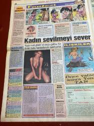 TAN GAZETESİ DOĞUM GÜNÜ HEDİYESİ - 30 EYLÜL - 1 EKİM 2003 - TAM TAKIM 8 SAYFADIR -Gülben Ergen-Esra Balım-Yusuf Şimşek-Dilara-Yunanistan-Pierluigi-Zerrin Egeliler-Nihat Kahveci-Roman Abromoviç-Adrian Mutu-Jimmy Floyd Hasselbaink-Mario Melchiot-Marcel Desailly-Eidur Gudjohnsen-Lucescu-Yakup Gür-Nese-Arzum-Sarı Sevda-Yasemin Kozanoğlu-Funda Barın-Selçuk Yöntem-Teoman-Selin Toktay-Mustafa Denizli-Gülşen-Senay Akay-Lara Croft İnsan mı bunlar-Bizim alemde her yol var-Esrar değil Esra vurdu-Grip kasıp kavuruyor-Çapkın erkek tatminsiz olur-Vay azgın zampara vay-Light erkek sevilmiyor-Biz sanat için soyunduk onlar para için soyunuyor-250 trilyonluk takım-Nihat’a selam-Mutfakta yangın sönmüyor-Lokum gibiyim-Ona istediği neyse verin-Kadın sevilmeyi sever Caniliğe hürriyet-Hayvan bile değil-Hay davranız batsın-Timsah çocuk öldürdü-Bilimi adamlar scumdan çaldı-Karadeniz’de tehlike çanları-Yunan yine kuru sıkı attı-Türk üzümüne iftira-Ölüme neden oluyor-Sarı’ya karıştırmayın-Hani birden mucit çıkma