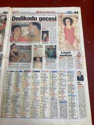TAN GAZETESİ DOĞUM GÜNÜ HEDİYESİ - 1 MAYIS 1995 - TAM TAKIM 12 SAYFADIR -Ebru Şimşek-Ajda Pekkan-Emmoğlu-Aydın Güven Gürkan-Merve İldeniz-Serdar Ortaç-Fatih Ürek-Bülent Ersoy-Münir Özkul-Tülay Acar-Tansu Çiller-Ali Şen-İlhan Cavcav-Sergen Yalçın-Hakan Şükür-Kubilay Fahri-Tevfik Dinçkalmış-Onat Kutlar-Aynur Güler-Mehmet Barlas-Nurullah Ayan Süper TAN’la kimse yarışamaz-Millet kafayı yedi-Herkes bana bayılıyor-Aç kaldı soygun yaptı-Böbreğini satıyor-Tanju’nun şahidi fos umudu boş çıktı-Ajda yalama oldu-Hayat kadınına hayat sigortası-Helal olsun-Türk oh Yunan ah çekiyor-Memura mutluluk çubuğu-İsteyene tutturuyor-Dedikodu gecesi-Cavcav kıvırdı-Fazla konuşma-Hakan Kubilay’ı istiyor-Marizi yedi hatun da gitti-Esnafın istemediği vergi yürürlüğe girdi-Silah çılgınlığı-Sıra demokrasiye geldi Süper TAN Altılı Ganyan’da yine lider-Süper TAN’la takıl Altılı Ganyan’ı oyna köşe ol-Sahte baba yalancı bacı-Kirası arttı-Fellik fellik beyaz arandı-Çocuğunu öldürdü-İşsizlik enflasyon ve zamlar yüzünden s