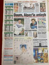 TAN GAZETESİ DOĞUM GÜNÜ HEDİYESİ - 22 MAYIS 1997 - TAM TAKIM 8 SAYFADIR -Kazım-Ali Şen-Meliha-Sophie-Halim-Nadya-Güllü-Nazan Öncel-Eva Rossi-İhsan Dede-Daum-Alpay-Rasim Kara-Ergün Gürsoy-Demet-Besime-Seda Öz-Tuğba Başar-Banu-İbrahim Tezel-Mustafa Kılıç-Küçük İhsan-Bülent Kılıç Yedikleriyle kaldılar-Bize de para verin popomuzu örtelim-Röntguculara gün doğdu-Ali Şen takımını değiştirsin-Kocasına kızdı canına kıydı-Sophie Halim’in ümüğünü sıktı-Donuna kadar soyuyor-Güllü sevgilisini boşatıyor-Seks yıldızı Eva sekse doymuyor-Semerci İhsan Dede işsiz kaldı-Daum Alpay’la anlaştı-Demet ölümünü gördü-Kuduz köpek dehşet saçtı-Sevişirken erkeğimi zevkten çıldırtırım-Erkeğin seksi merakları Otomobilde seviştikleri erkeklerden para istediler bir ton sopa yediler-Natasa’lar karakolda-Uçkurcular kapıştı-Her otomobile binilmez-İşsiz Kazım jiletle kendini doğradı-Demeti ölümünde yeniden yaşadılar-Demet’in inanılmaz öyküsü-Demet’in rüyası-Besime’nin mezarı başında-Erkeklerin arzusu kalmadı-Dansöz Banu