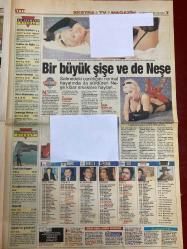 TAN GAZETESİ DOĞUM GÜNÜ HEDİYESİ - 22 MAYIS 1997 - TAM TAKIM 8 SAYFADIR -Kazım-Ali Şen-Meliha-Sophie-Halim-Nadya-Güllü-Nazan Öncel-Eva Rossi-İhsan Dede-Daum-Alpay-Rasim Kara-Ergün Gürsoy-Demet-Besime-Seda Öz-Tuğba Başar-Banu-İbrahim Tezel-Mustafa Kılıç-Küçük İhsan-Bülent Kılıç Yedikleriyle kaldılar-Bize de para verin popomuzu örtelim-Röntguculara gün doğdu-Ali Şen takımını değiştirsin-Kocasına kızdı canına kıydı-Sophie Halim’in ümüğünü sıktı-Donuna kadar soyuyor-Güllü sevgilisini boşatıyor-Seks yıldızı Eva sekse doymuyor-Semerci İhsan Dede işsiz kaldı-Daum Alpay’la anlaştı-Demet ölümünü gördü-Kuduz köpek dehşet saçtı-Sevişirken erkeğimi zevkten çıldırtırım-Erkeğin seksi merakları Otomobilde seviştikleri erkeklerden para istediler bir ton sopa yediler-Natasa’lar karakolda-Uçkurcular kapıştı-Her otomobile binilmez-İşsiz Kazım jiletle kendini doğradı-Demeti ölümünde yeniden yaşadılar-Demet’in inanılmaz öyküsü-Demet’in rüyası-Besime’nin mezarı başında-Erkeklerin arzusu kalmadı-Dansöz Banu
