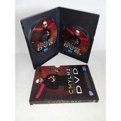 DVD Cem Yılmaz, CMYLMZ gösteri 2 disk. Sorunsuz çalışıyor. Dvd kutusunda kırık var.