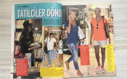 HAFTALIK HABER DERGİSİ – SAYI: 43 – TÜRKİYE’NİN EN ÇOK SATAN HAFTALIK MAGAZİN VE MODA TAKİP DERGİSİ – 96 SAYFA – ATİLLA TAŞ’TAN İTİRAF: “KARİYERİMİ BATIRDIM, HAYATIM DÜZELDİ” – HANDE SUBAŞI ANNE OLDU – DOĞA RUTKAY & KERİMCAN KAMAL’DAN KARNAVAL HAVASINDA DÜĞÜN – İREM DERİCİ: “BAŞARIYI GÖRÜNCE MANYAK GİBİ HIRSLANDIM” – NECATİ ŞAŞMAZ & ANDY GARCIA BULUŞMASI – VENEDİK’TEN SİVAS’A ÖDÜL – TARKAN SEVGİSİ YAĞMUR DİNLEMEDİ – CECELİ SÖYLEDİ, MODELLER YÜRÜDÜ – SEZEN AKSU’LU AÇILIŞ – NESLİŞAH ALKOÇLAR DÜZYATAN DEFİLEDE GÖZ DOLDURDU – KALBİMİN TEK SAHİBİNE: TÜRK MÜZİK TARİHİNİN EN ÇOK İZLENEN VİDEOSU – BU ŞARKIYI DÜĞÜNLERDE, SÜNNETTE, PORNO SİTELERİNDE BİLE DİNLEDİLER – HÜSEYİN BONCUK’TAN DUYGUSAL BESTE HİKÂYESİ – BU ŞARKIYI RUSYA, IRAK, MYKONOS, İRAN’DA BİLE ÇALIYORLAR – ŞAHAN GÖKBAKAR’DAN KOMİK KLİP – BU ŞARKI ÖLMÜYOR, YENİDEN DİRİLİYOR – D&R’DA MİMLENDİM, “BU KIZ NASIL OLDU?” DİYENLER – MİMAR SİNAN PİYANO BÖLÜMÜ MEZUNU, SOSYOLOJİ OKUDU, 10 YILLIK MÜZİK EĞİTİMİ – YOUTUBE’DA 44 MİLYON İZLENME – PO