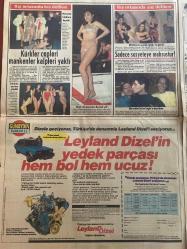TAN GAZETESİ DOĞUM GÜNÜ HEDİYESİ - 2 MART 1986 - TAM TAKIM 8 SAYFADIR -Anthony Quinn-Türkan Şoray-Hülya Koçyiğit-Gülşen Bubikoğlu-Hülya Avşar-Sevtap Parman-Neşe Aksoy-Selvi Güzel-Çağlayan Güzel-Yalçın Özmen-Ahmet Aydınlı-Nami Dilbaz-Mümin Sertbaş-Bahar Otan-Güngör Bayrak-Sevtap Parman-Burhan Damcıoğlu-Nurhan Damcıoğlu-Bahar Özkan-Küçük Emrah-Ümit Fırat-Erdoğan Abdurrahim-İlhan Namlı-Ömer Güvenç-Yusuf Namlıoğlu-Tanju Domacı-Hakan Balamir-Muzaffer Tema-Nazmiye Şen-Murat Alpay-Suat Özkan-Olof Palme-Bayan Palme-Murat Kemal-Turgut Özal-Süleyman Demirel-Oktay Apaydın-Elton John-Hasan Kaçan-Ferhan Güler-Necdet Akın-Gülün Abla Anthony Quinn ile kim oynasın-Hain Maksut mart kedisi gibi azdı-Kürkü bornozu bırak sen içindekine bak-Hain Maksut Demir nişanlısını kaçırmak isterken yakalandı-İmparator büyük kumar oynuyor-Kazandığı parayı kiraya yatırıyor-Bir manyak barışa kurşun sıktı-Ezeli rekabette futbolda yok gol de yok-Kürkler cepleri mankenler kalpleri yaktı-Kış ortasında kış defilesi-Kış ortas