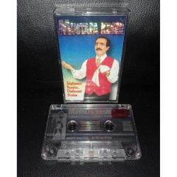 Kaset Mustafa keser söylemesi benden dinlemesi sizden albümü