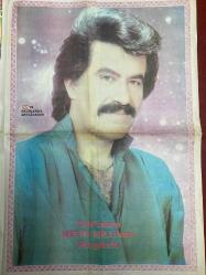 TAN 2 GAZETESİ DOĞUM GÜNÜ HEDİYESİ - 21 EKİM 1988 - 4 SAYFADIR - TAM SAYFA METİN MİLLİ POSTERİ-Banu Alkan-Ajda Pekkan-Sema Yüce-Sophia Loren-Ahu Tuğba-Metin Milli-Banu Alkan-Fahrettin Aslan-Sami Aksu-Ferdi Tayfur-Amir Tehrani-Nihat Kahraman-Güzin Abla-R. Muratoğlu-Recep Derin-Zerrin-Rayson-Angela-Efrat-Hanım-Majeste-TAN2-Ajda’nın dakikası 1 milyon lira!-Sema’yı Bond bile kurtaramadı!-Ölüsü bile para ediyor!-Fahişelikten Ahu da bıktı seyirciler de!-Türkiye’de yıldızlar savaşı-Vurgun-Durakoğlu-Pop müzik sanatçıları sırt sırta verdiler!-Yuvadan uçmaya hazırlanıyor!-Sahneye bomba gibi düşecek!-Zindan Taverna’da neşe dağıtıyorlar!-Şiirler Ferdi’nin yüzünü güldürüyor-Karateci Nihat kasetçi oldu-TAN’cılara Metin Milli’den sevgilerle
