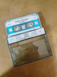 FERDİ ÖZBEĞEN - PİYANİST - KASET