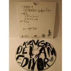 CD Praksis kavga devam ediyor. Orijinal. Sorunsuz çalışıyor.