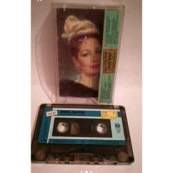 Kaset Emel Sayın Kanımda Kıvılcım