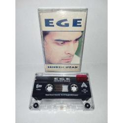 Kaset Ege, ilk albümü, senden uzak