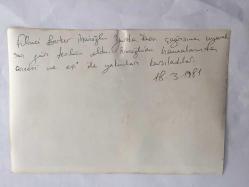 YEŞİLÇAM'IN ÜNLÜ YAPIMCISI BERKER İNANOĞLU'NUN ORİJİNAL 4'LÜ FOTOĞRAF SETİ - 18 x 12 cm EBADINDA - BERKER İNANOĞLU ''YURDA DÖN'' ÇAĞRISINA SON GÜN UYARAK TÜRKİYE'YE DÖNDÜĞÜNDE KENDİSİNİ HAVA LİMANINDA TÜRKER İNANOĞLU ve ANNESİ KARŞILADI, 18 MART 1981 - BERKER İNANOĞLU İNGİLTERE'DEN YURDA DÖNÜP TESLİM OLURKEN ÇEKİLMİŞ 4 FARKLI KARE... ÖZEL ARŞİV