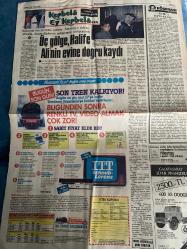 TERCÜMAN GAZETESİ - 7 EKİM 1985 - SADECE 2 SAYFADIR -Kenan Akın-Hz. Ali-Peygamber-Sahap Ayhan-Tolunoğlu Ahmet Ali-Nevzat Kaya Barış-Helena Aksun-Kerbelâ Ey Kerbelâ-Üç gölge Halife Ali’nin evine doğru kaydı-Muazzam fırsat bugün sona eriyor-Son tren kalkıyor-Bugünden sonra renkli TV video almak çok zor-İrtica yaygarası-Zaman sizin için önemliyse aradığınız kalite meytaş hazır toz kireç-Galatasaray süper piyangosu 2500 TL 600 As Dodge-Yarın Hz. Hasan eti şehit ediliyor-Kadın ve ev-Sebep çok yemek değil-Günün haberi-Kadınların huzursuzluğu saçla başlar-Dikkatli olun! Nezle mevsimi kapımızda-Değişik saç modelleri-Günün modeli-Kırat ve Köroğlu-Karadeniz fırtınası-Pehlivanlıkta da işinde de ustalaşmışım Sana mülazımlık rütbesi veriyorum-Pasaklıgiller-Ortadirek-3 soru 3 cevap-Birimizin hepimizin derdi-Sağlığımız ve biz-Gıda zehirlenmesi-Kasık ağrısı