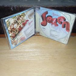 Cd Sezen Aksu Öptüm albümü. Orijinal. Sorunsuz çalışıyor.