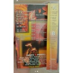 Kaset Fahir Atakoğlu 2 albümü. Orijinal. Sorunsuz çalışıyor.