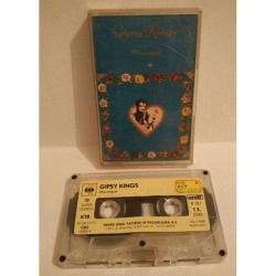 Kaset Gipsy Kings Mosaique. Uzelli 1990 Kağıt Baskı. Orijinal. Sorunsuz çalışıyor.