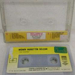 Kaset Münir Nurettin Selçuk Aziz İstanbul. Sticerda hafif deforme var. Orijinal. Sorunsuz çalışıyor.