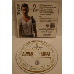 Cd Erdem Kınay Proje 2 Albümü. Orijinal. Sorunsuz çalışıyor.      1.Alkışlar / Erdem Kınay feat. Sibel Can2.Yalnız Ordusu / Erdem Kınay feat. Demet Akalın3.İlk Anda / Erdem Kınay feat. Murat Boz4.Kolay Gelsin / Erdem Kınay feat. Bengü5.Helal Ettim / Erdem Kınay feat. Merve Özbey6.Sınır / Erdem Kınay feat. Aynur Aydın7.Alkışlar / Erdem Kınay feat. Sibel Can (Akustik Versiyon)8.Yorum Yok / Erdem Kınay feat. Serdar Ortaç (Dj Eyup Remix)9.Duman / Erdem Kınay feat. Merve Özbey (Dj Eyup Remix)