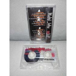 Kaset Kibariye işte ses işte yorum Albümü. 1993 Foneks Orijinal koleksiyonluk. Sorunsuz çalışıyor.