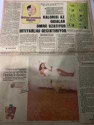TERCÜMAN GAZETESİ - 8 EKİM 1977 - SADECE 4 SAYFADIR -Süleyman Demirel-Ali Rıza Alp-Rauf Tamer-Züleyha Minüf-Ahmet Kabaklı-Bülent Ecevit-Adem Bilgi-Metin Yurt-Kemal Ilıcak-Vali Karasaroğlu-Ali Orhan Fırat-‘Hükümet azim ve şevkle görev başındadır’-Dünya bankaları 500 milyon dolar kredi verecek-Beyoğlu ve Kasımpaşa’da 3 bina tamamen bir işhanı kısmen yandı-Banka soygunları üzerine aramalar artırıldı-Diyarbakır’da bir fabrikaya dinamit atıldı bir işçi öldü-İki çocuk annesi genç bir kadın kocasının metresini öldürdü-Hacı adayları kafileler halinde mukaddes topraklara doğru yola çıktı-Bandırma’da düşen keşif uçağının pilotu şehit oldu-Balıkesir’de duvar ve yollara yazı yazılması yasaklandı-Marmara bölgesi zeytin üretiminde geçen yıla oranla yüzde 90 azalma var-Yeniçeri ocağı gibi-İlköğretim ve bakanlık müfettişliği-3 sual 3 cevap-Kalorisi az gıdalar ömrü uzatıyor ihtiyarlığı geciktiriyor-Efeler geliyor