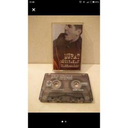 Kaset Murat Göğebakan ben sana aşık oldum albümü. Orijinal. Sorunsuz çalışıyor.