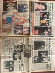 HAFTANIN SESİ GAZETESİ DOĞUM GÜNÜ HEDİYESİ - 3 NİSAN 1992 - SAYI: 14 - TAM TAKIM 12 SAYFADIR -Ajda Pekkan - Ahu Tuğba - Gönül Yazar - Muazzez Abacı - Emel Sayın - İbrahim Tatlıses - Hüseyin İnan - Kemal Kaç - Garry Garip - Melih Cevdet - Ayten Gökçer - Metin Oktay - Ayşen Gruda - Sibel Tüzün - Fatih Erkoç - Nilüfer - Fikret Kızılok - Melih Cevdet - Neslihan Sabancı - Güler Sabancı - Halis Ayyıldız - Pervin Balcı - Rüçhan Adlı - Mihrunisa Tercan Yaramancı - Nihal Tüfekçi - Müjgan Murova - Hande Aytar - Hale Ayyıldız - Leman Sam - Tezcan Yaramancı - Fatih Andı - Tülin Mingiroğlu - Nurhan Şoray - Şakir Eczacıbaşı - Leyla Mansur Türk - Figen Garib - Canan Sabuncu - Sema Tarık - Muammer Türk - Ayşegül Aybar - Tayyip Rıfkıoğlu - Nuran İnal - Oya Nayir - Serap Tümer - Şükriye Ertuğrul - Birsen Kılıç - Fatma Akçora - Gülten Karataş - Hatice Altı - Selim Soykan - Ajda bu filmi yakmak istedi - Devler kapıştı - Felakete eğlenceli destek - İbo’ya sanatçı desteği - Kadın çiçek açtı - Meclis de film