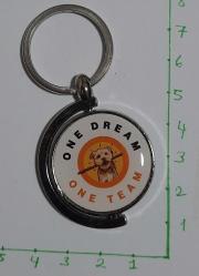 One Dream One Team - Ortası Döner Anahtarlık - Ağızda Sopalı Köpek görselli