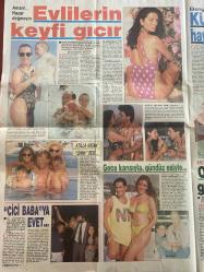 HAFTASONU GAZETESİ DOĞUM GÜNÜ HEDİYESİ - 5 TEMMUZ 1991 - SAYI: 27 - 4 SAYFADIR -Fatih Ürek - Nilgün Belgün - Fikret Kuşkan - Murat Özal - Korutürk Özal - Korkut Özal - Semra Alkan - Nisa Sera Alkan - Hacı Murat Özal - Muazzez Abacı - Fatma Girik - Nilgün Belgün - Haldun Dormen - Fikret Kuşkan - Atilla Demircioğlu - Belgin Doruk - Oya Peri - Yılmaz Güney - Ferdi Özbeğen - Asuman Dabak - Fedon - Müjde Ar - Ahmet Özhan - Bülent Ersoy - Bill Clinton - Savaş Kalafat - Kısmetim Lucky - Şule Yüksel Şenler - Gönül Yazar - Asuman Dabak - Oya Peri - Talat Atilla - Cemil Özer - Şule Yüksel Şenler - Hülya Avşar - Şehrazat - Ercan Saatçi - Orhan Gencebay - Banu Alkan - İbrahim Tatlıses - Hakan Ural - Müzeyyen Senar - Nil Burak - Atilla Dorsay - Hülya Avşar - Aslı Şafak - Yılmaz Güney bana zorla sahip oldu - Bayan Fedon sabır taşı - Şöhretin bedeli - İlacınızı tanıyın - 9 soruda vitamin - Ünlüleri huysuza sorun - Olay oldum gece keyfi - Kısmetim Lucky aşk ihanet ve uyuşturucu - Fato’dan kardeşine ih