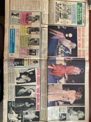 MODERN GAZETESİ DOĞUM GÜNÜ HEDİYESİ - 9 - 15 KASIM 1976 - SAYI: 267 - TAM TAKIM 8 SAYFADIR -Emel Sayın-Arzu Okay-Elvakim Kandidoğlu-Bülent Bilgiç-Nevin Nuray-Meseri Çetinel-Sevda Ferdağ-Seyyal Taner-Sevgi Yüce-Sevim Ulusoy-Güner Ümit-Fifi Göçünur-Atila Atasoy-Nazan Şoray-Suna Yıldızoğlu-Güner Perin-Tanju Okan-Yalçın Gülhan-Gönül Yazar-Yasemin Esmergül-Mesut Engin-Sadi Celil Cengiz-Meral Küçükerol-Gülümser Uğur-Metin Akpınar-Zeki Alasya-İskender Doğan-Zuhal Aktan-Zuhal Olcay-Hilton Oteli-Selami Şahin-Birsen Tezer-Zuhal Yorgancıoğlu-Yıldız Aslan  Bir tek film için 300 bin lira istedi-Filimcilerin ısrarı yüzünden Avrupa’ya doyamadan döndüm-Apayrı bir yeri var-Rahibeler fırtınası-Emel Sayın sinemada yeni burunla zafın yaptı-Festival sürprizi Seval Topçu’da yine iddialı-Sevda Ferdağ hâlâ güzelim diyor-Seyyal Taner yeniden sinemaya hız veriyor-Milyoner işadamı sevgilisinin 200 bin liralık hediyesini bu kez neden reddetti-Kim nerede nasıl eğleniyor-Güldüren karikatür-Göbetehan-Sır köşesi-Yara