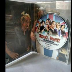 Dvd  Asteriks Ve Oburiks Gizli Görevde, Türkçe Dublaj. Orijinal. Sorunsuz çalışıyor.