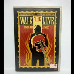 Dvd Sınırları Aşmak, Walk The Line, Orijinal. Türkçe Dublaj. 2 disk. Sorunsuz çalışıyor. DVD kabında DVD 1 i tutan plastikte kırık var. Detaylı resim eklendi.