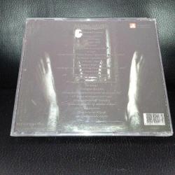 CD Sagopa Kajmer romantizma albümü. Orijinal. Ön kartoneti yok. Disk 10 üzerinden 9 iyi durumda. Sorunsuz çalışıyor.