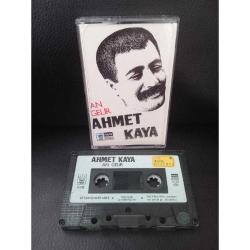 Kaset Ahmet Kaya an gelir albümü. Orijinal. 1987 Taç plak Kağıt Baskı. Koleksiyonluk