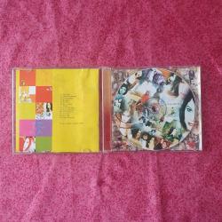 Nazan Öncel / Yan Yana Fotoğraf Çektirelim