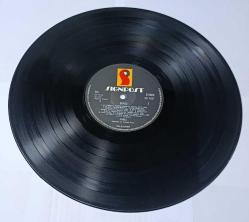 BONES - BONES 33'LÜK LP PLAK 10/9 KONDİSYONDA