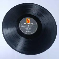 BONES - BONES 33'LÜK LP PLAK 10/9 KONDİSYONDA