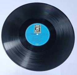 THE LORDS - THE BEST OF THE LORDS 33'LÜK LP PLAK 10/9 KONDİSYONDA