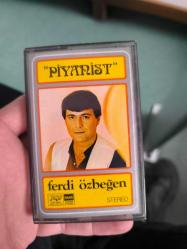 Ferdi Özbeğen Piyanist KASET